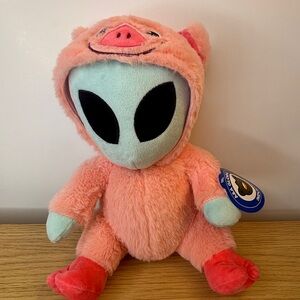 Alien Plush Toy with Pig Costume 10” NWT